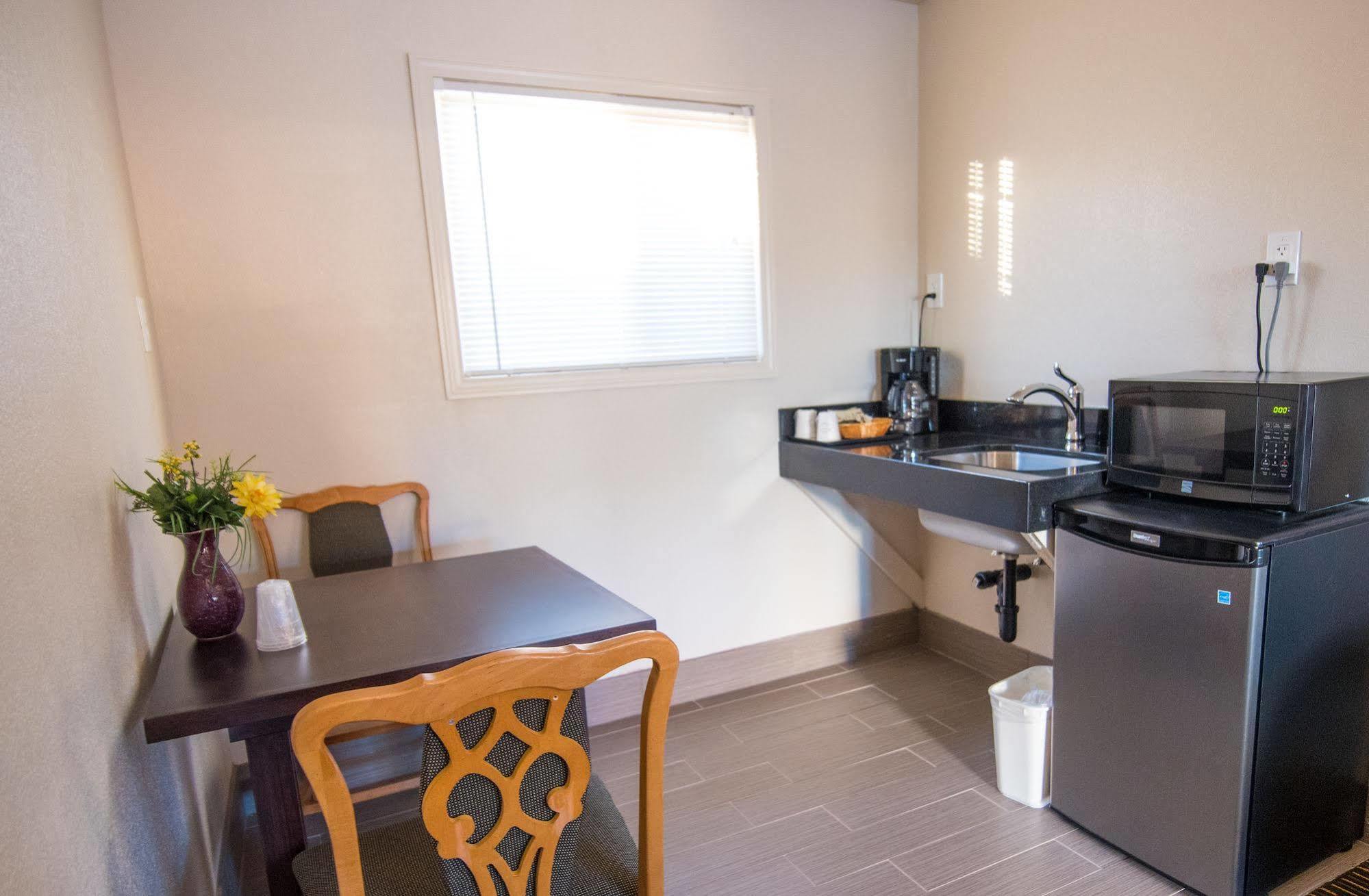 Budget Lodge Eugene - Airport エクステリア 写真